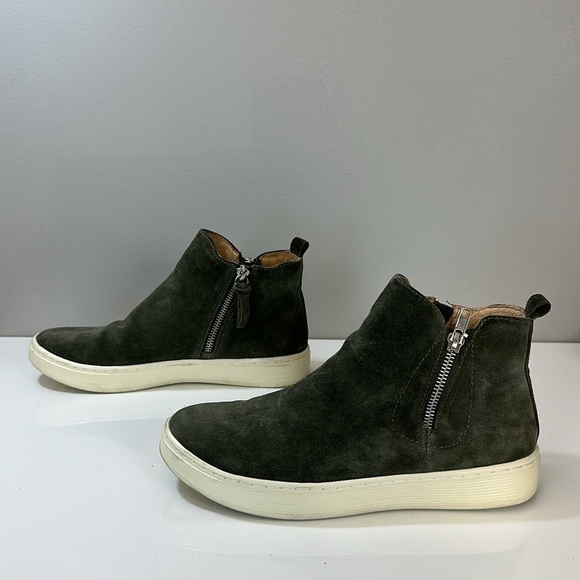 Sofft Britton Zip Waterproof Suede Hightop Sneaker Olive Green Size 7.5 Comfort - Picture 5 of 16